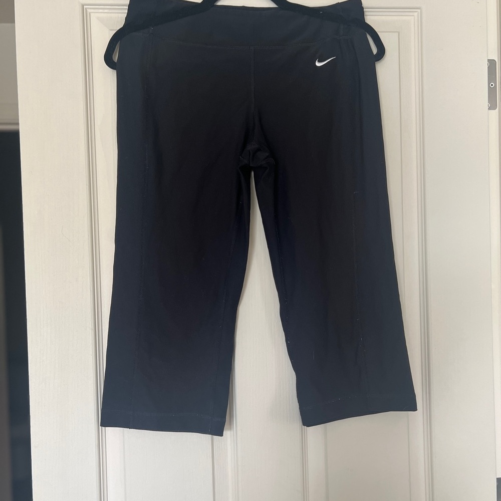 Nike Black Athletic Capris